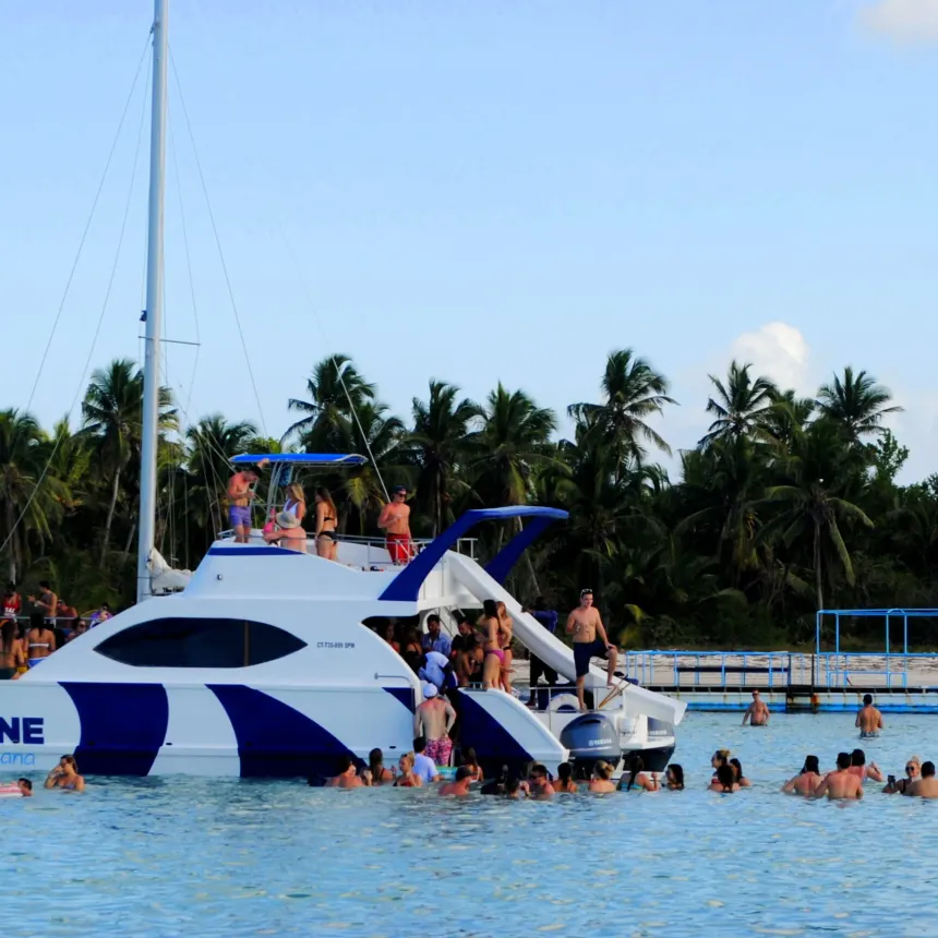 Natural pool experience